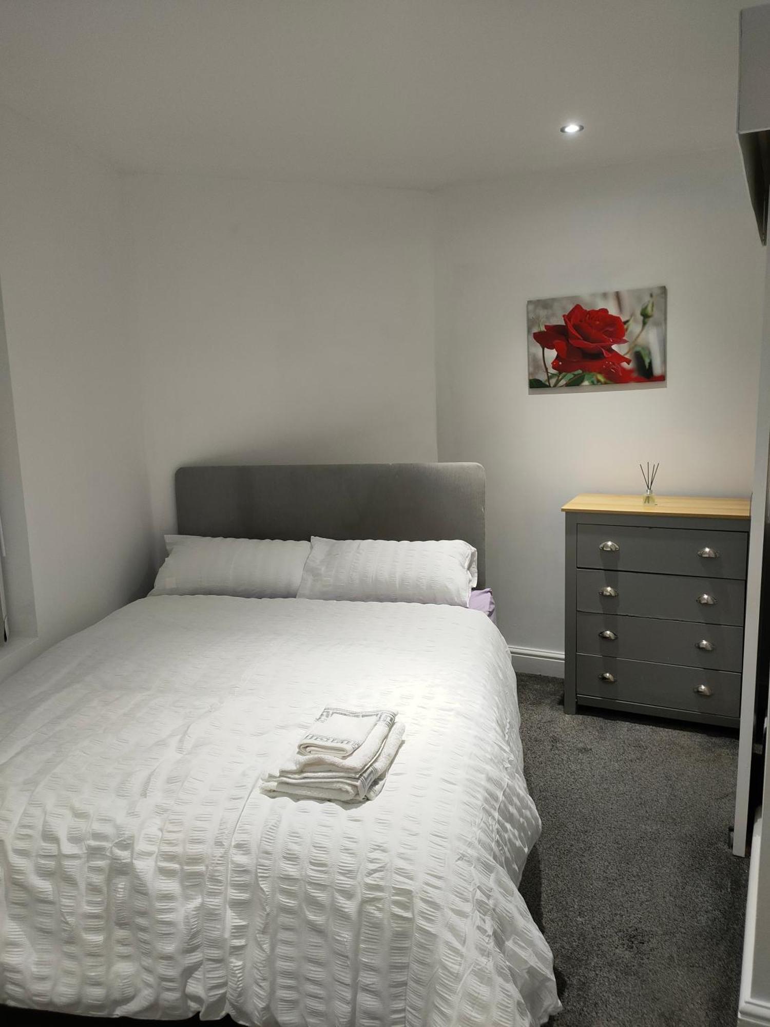 Beautiful Double Bedroom ลิเวอร์พูล ภายนอก รูปภาพ